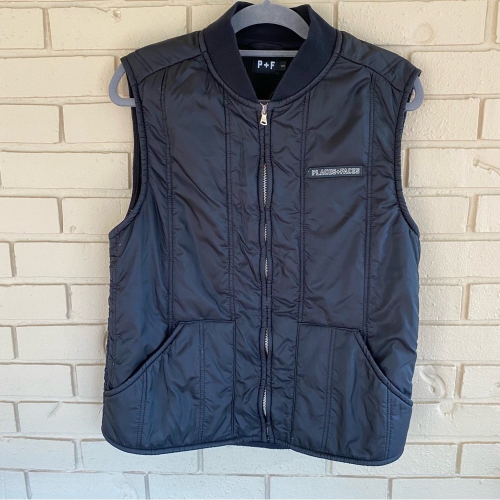 Places + Faces Puffer Vest Jacket Black Waffled Cotton Lining Embroidered Small